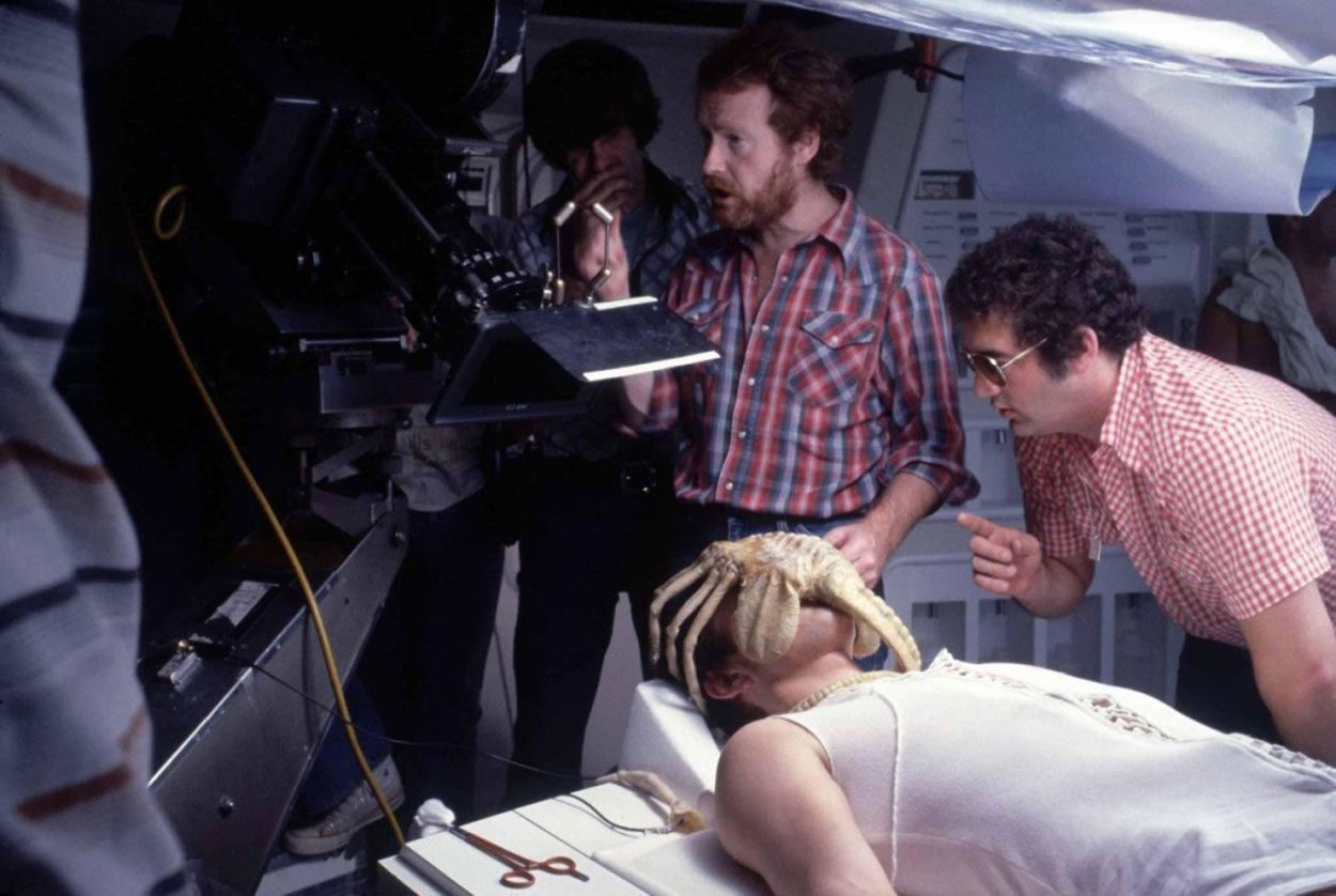 alien-behind-the-scenes